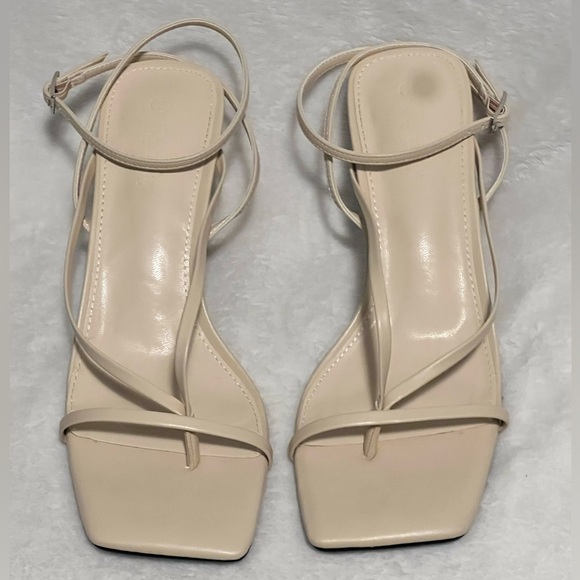 FINAL MARKDOWN PiePieBuy Women's Strappy Sandals W Square Toe Beige NWT Size 8 - Picture 6 of 12